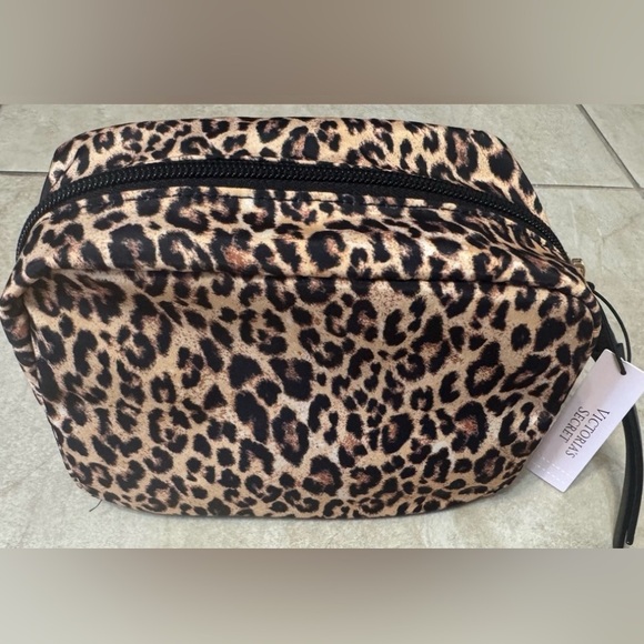 VICTORIA'S SECRET Makeup Bag - Picture 6 of 10
